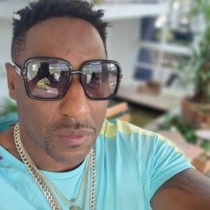 Meet your Posher, Rashad